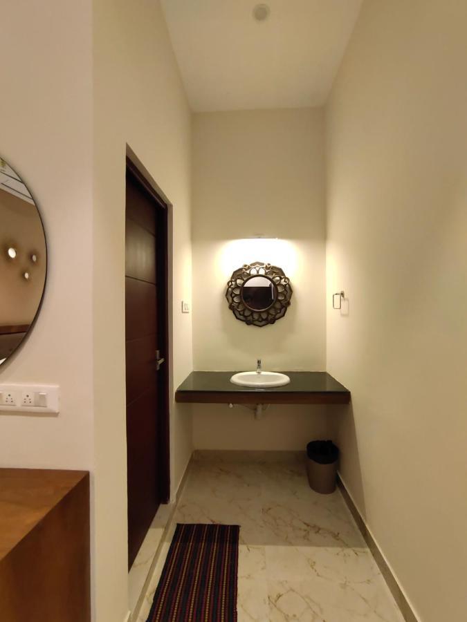 Hotel Psy Mettuppālaiyam Exteriör bild