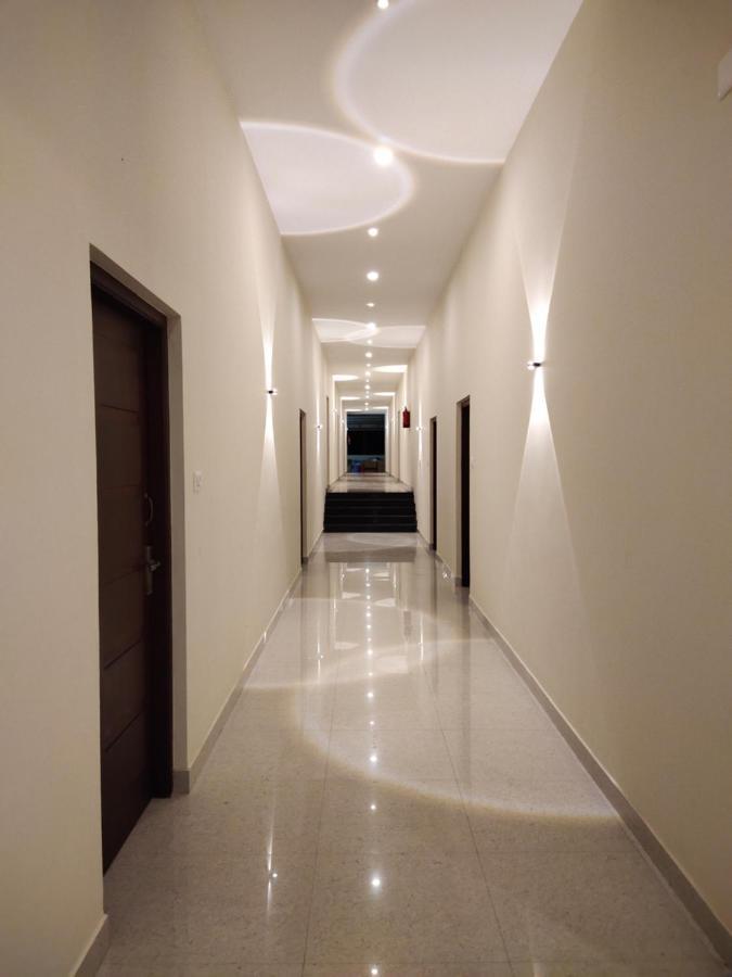 Hotel Psy Mettuppālaiyam Exteriör bild